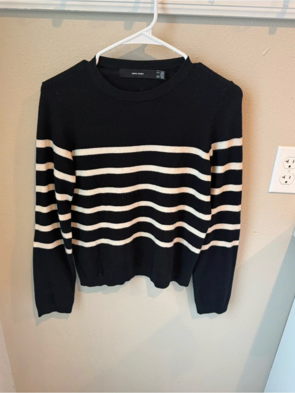 Vero Moda Black and White Striped Crewneck Sweater
